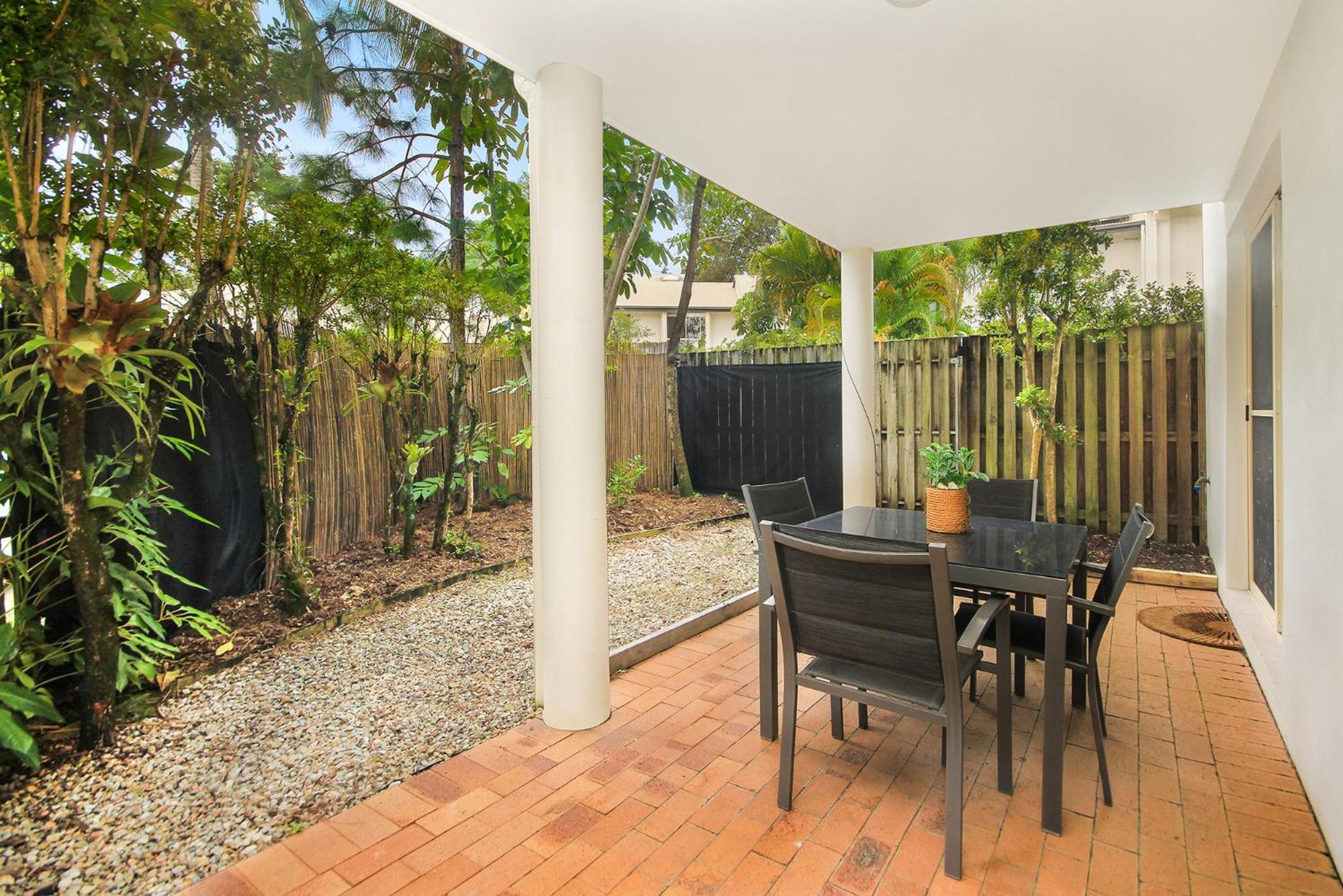 Byron Lakeside Holiday Apartments Byron Bay Exterior photo